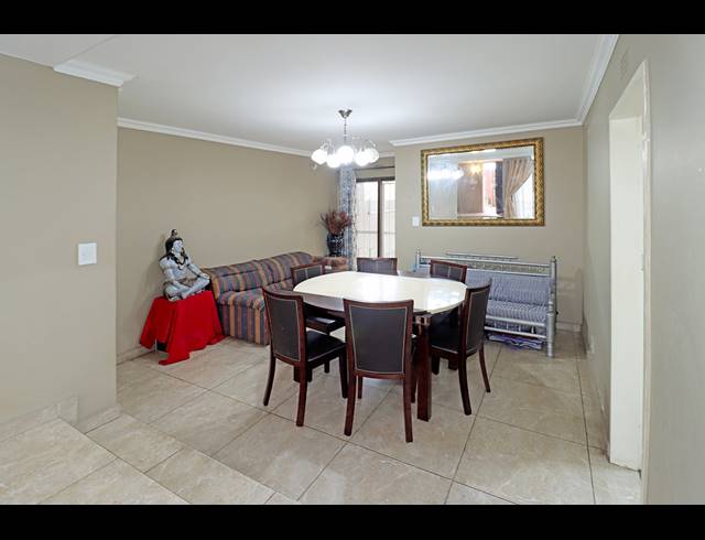 2 BEDROOM TOWNHOUSE FOR SALE IN BRUMA